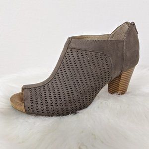 BOGO 1/2 Off Gianni Bernini Taupe Mules